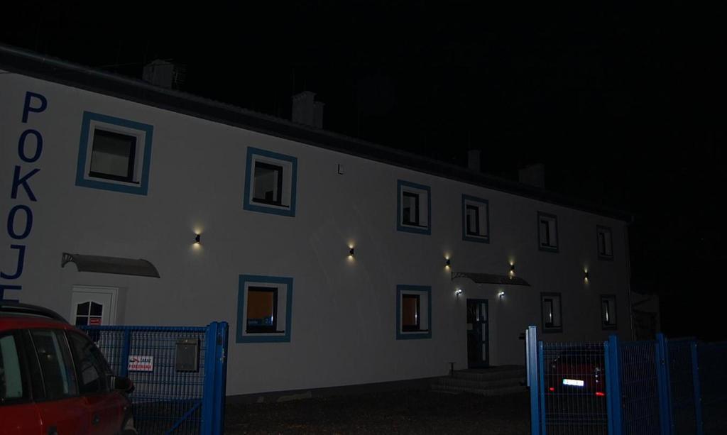 Pokoje Erjot Hd Hostel Niemodlin Εξωτερικό φωτογραφία